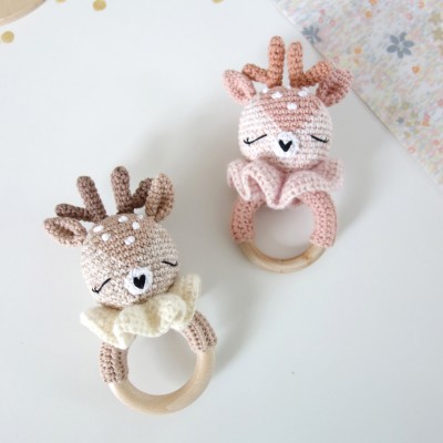 Hochet Charlie le faon : Patron Au Crochet PDF