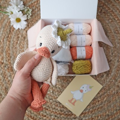 Coffret version 2 : Plume, mon petit caneton en fil 100% coton
