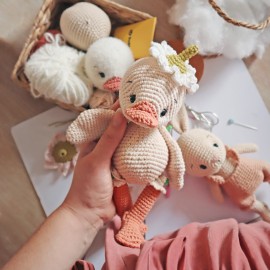 Kit Crochet Plume, mon petit caneton – Coffret Complet, Patron PDF