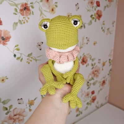 Pénélope la grenouille : Patron Au Crochet PDF