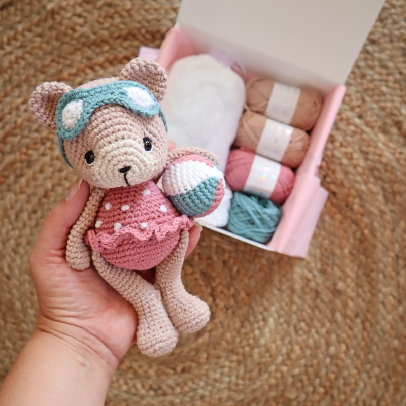 Kit Crochet Margotte, ma petite oursonne – Coffret Complet, Patron PDF