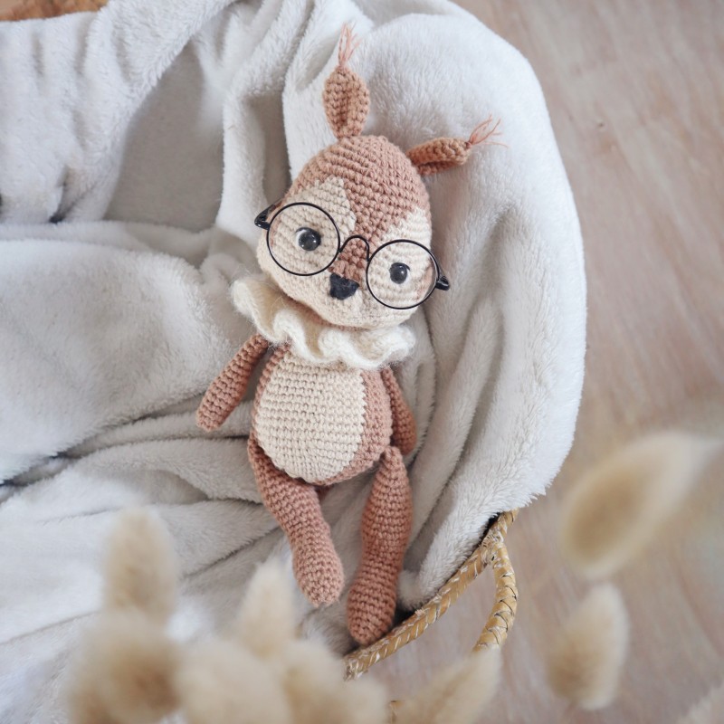 Bucky l'écureuil : Patron Au Crochet PDF